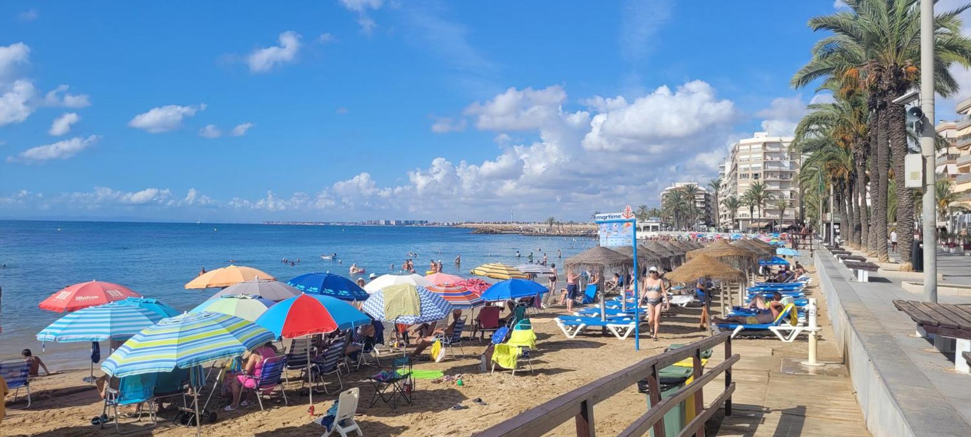 Sea Side Appartement Torrevieja Buitenkant foto